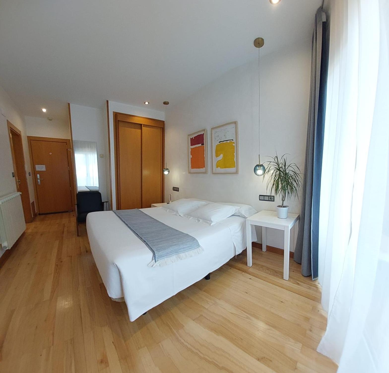 Hotel Nochendi Cangas de Onis Exterior photo