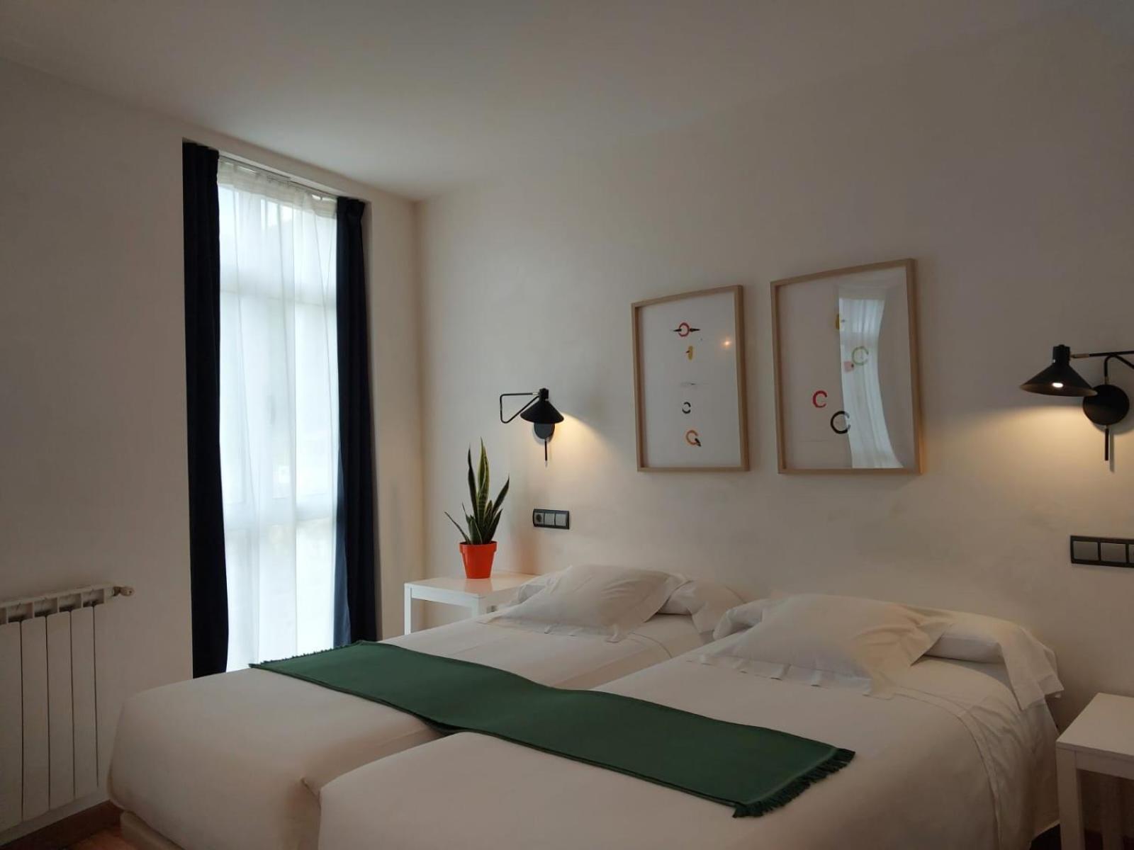 Hotel Nochendi Cangas de Onis Exterior photo