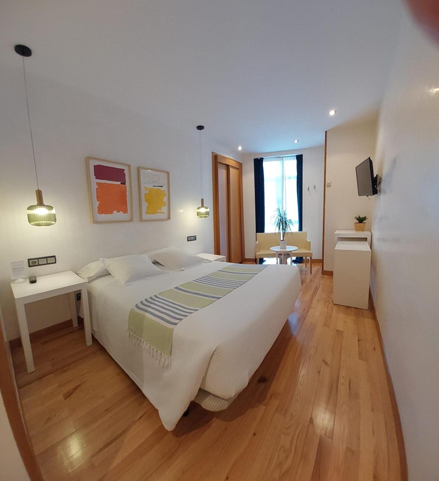Hotel Nochendi Cangas de Onis Exterior photo