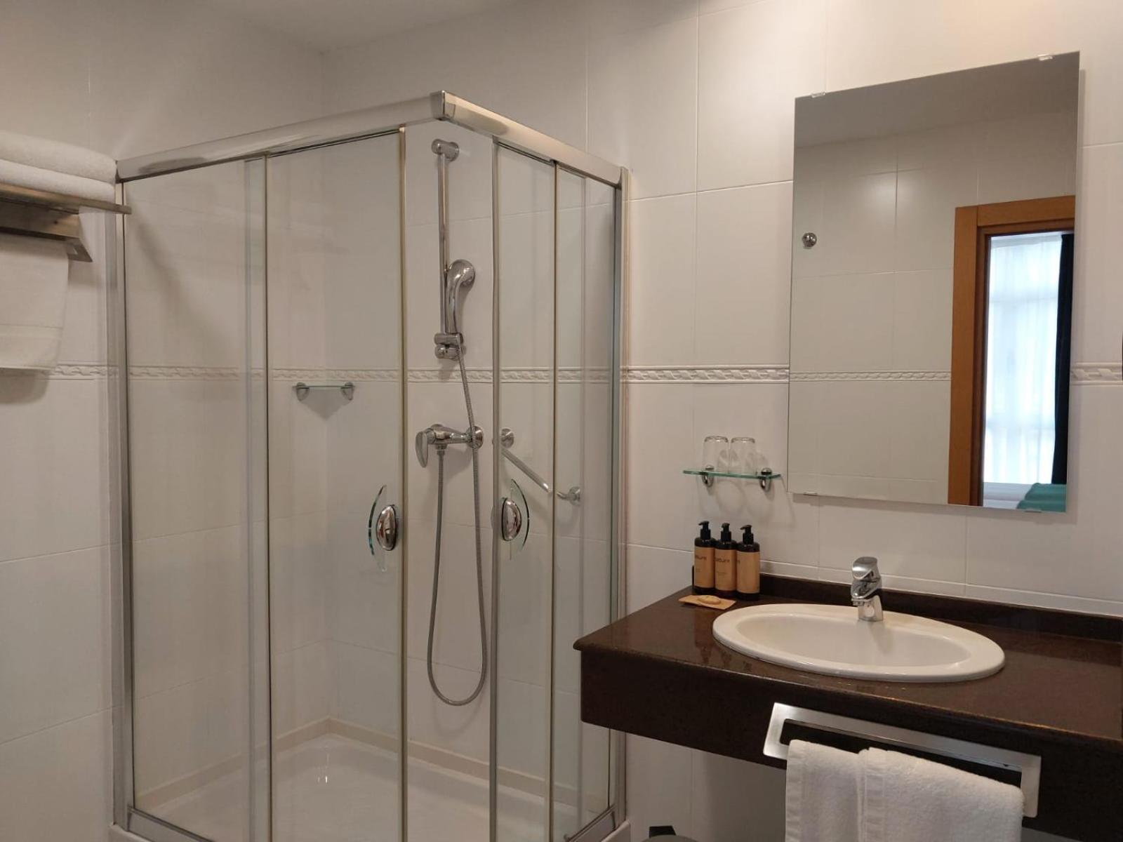Hotel Nochendi Cangas de Onis Exterior photo