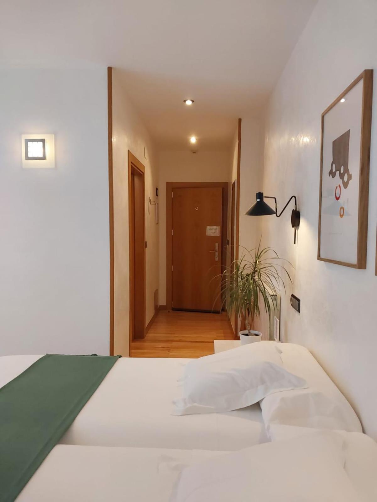 Hotel Nochendi Cangas de Onis Exterior photo