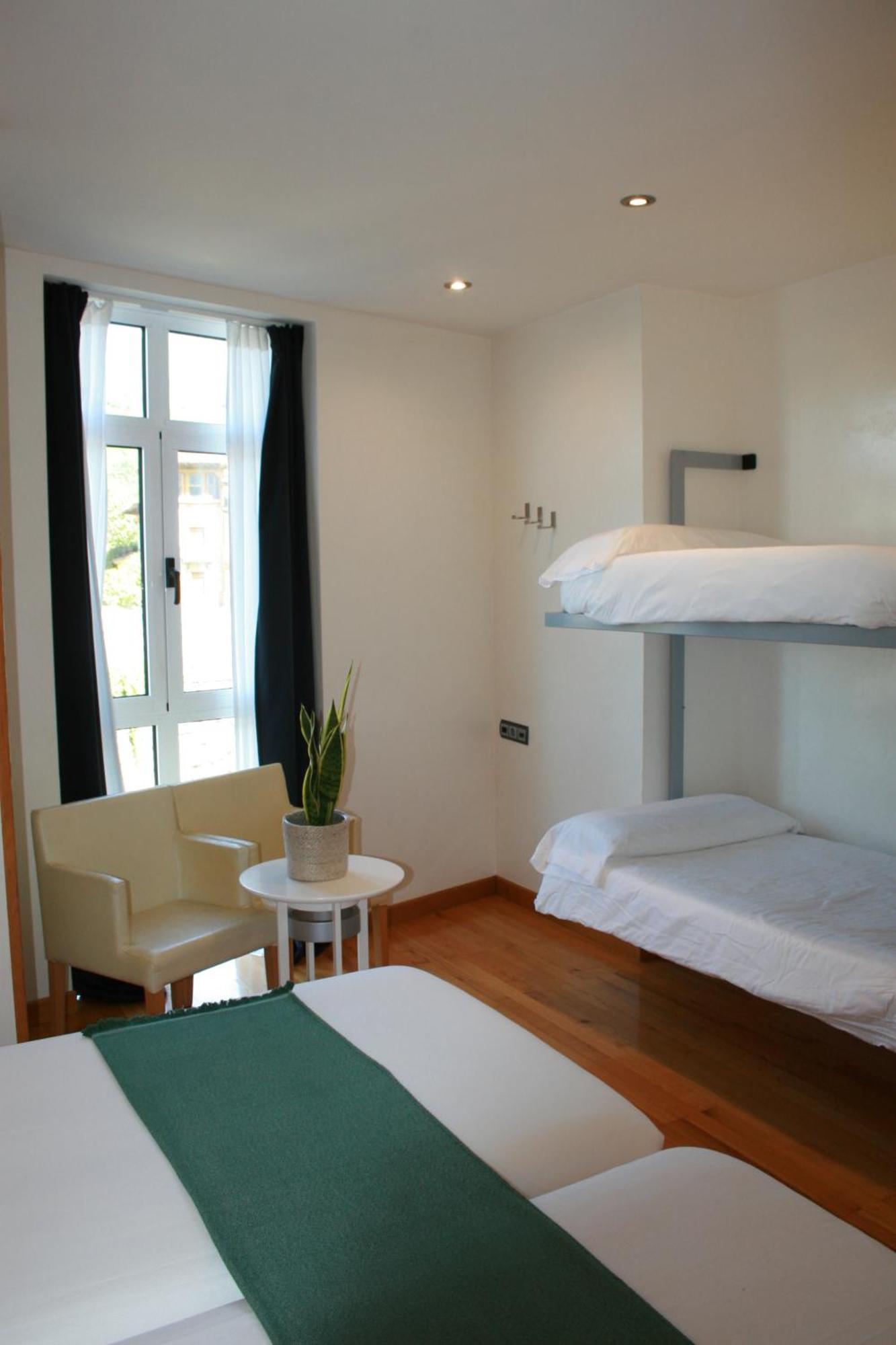 Hotel Nochendi Cangas de Onis Exterior photo